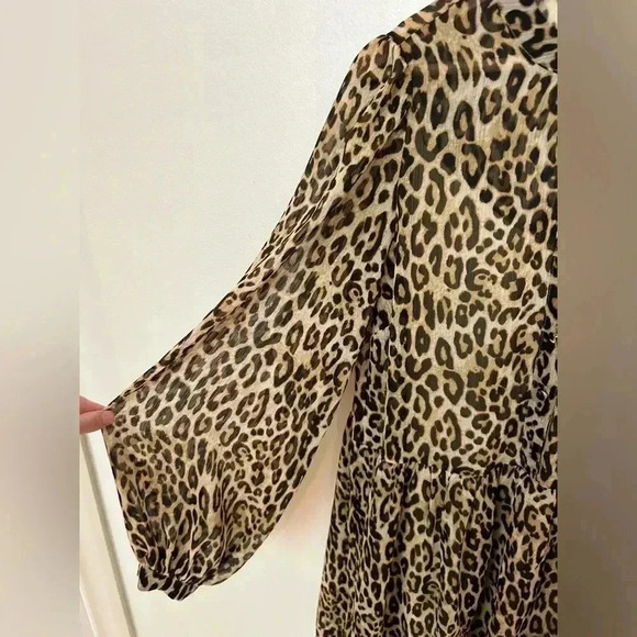 H&M Animal Print Sheer Chiffon Ballon sleeve Flowy button Down mini Dress S/M - Picture 7 of 9